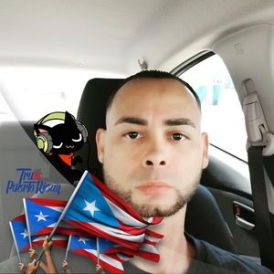 Meet your Posher, Luis